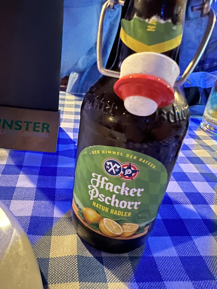 Hacker Pschorr Natur Radler
